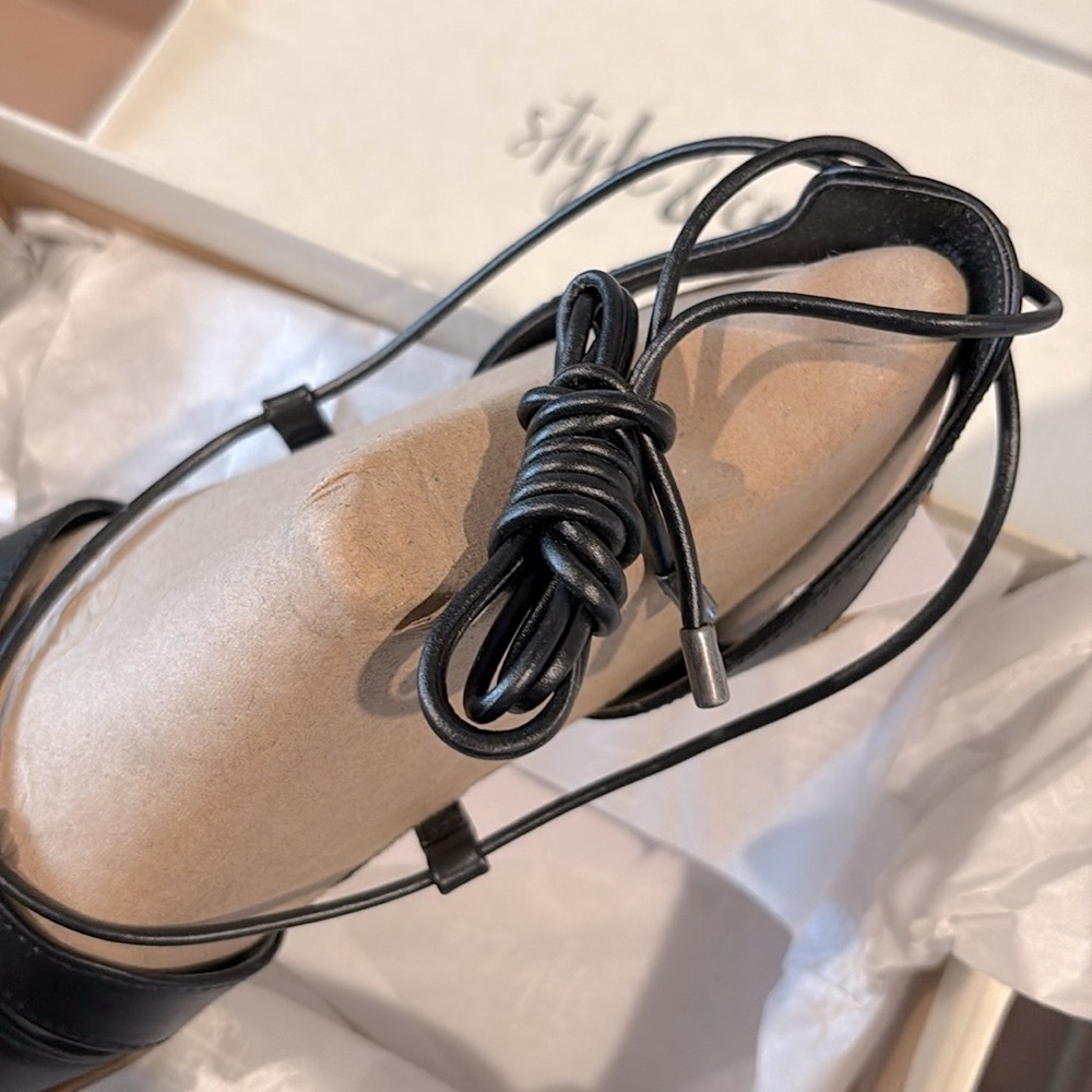 NIB [Style & Co.] Cairro Strappy Black Gladiator Sandals Women’s Sz 7.5 - Picture 5 of 10